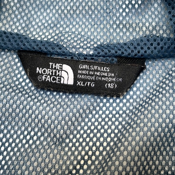 The North Face rain jacket Youth XL (18) - Picture 6 of 6
